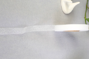 Hot melt double faced adhesive, 18 g length, 80 yards, width 3 cm
